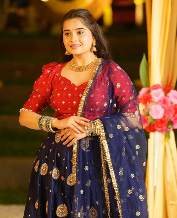 designer bridal lehenga, best wedding lehengas